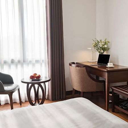 22Land Residence Hotel & Spa ハノイ市 エクステリア 写真
