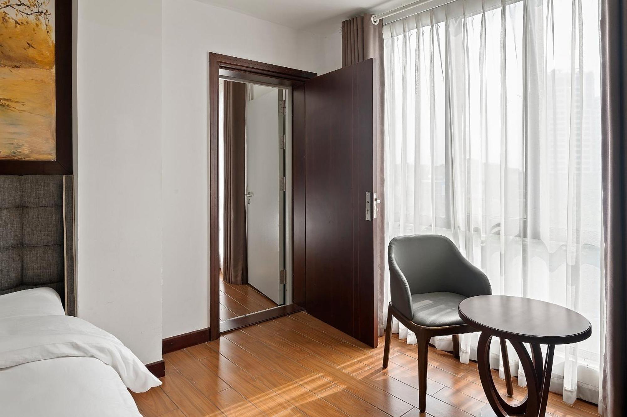 22Land Residence Hotel & Spa ハノイ市 エクステリア 写真