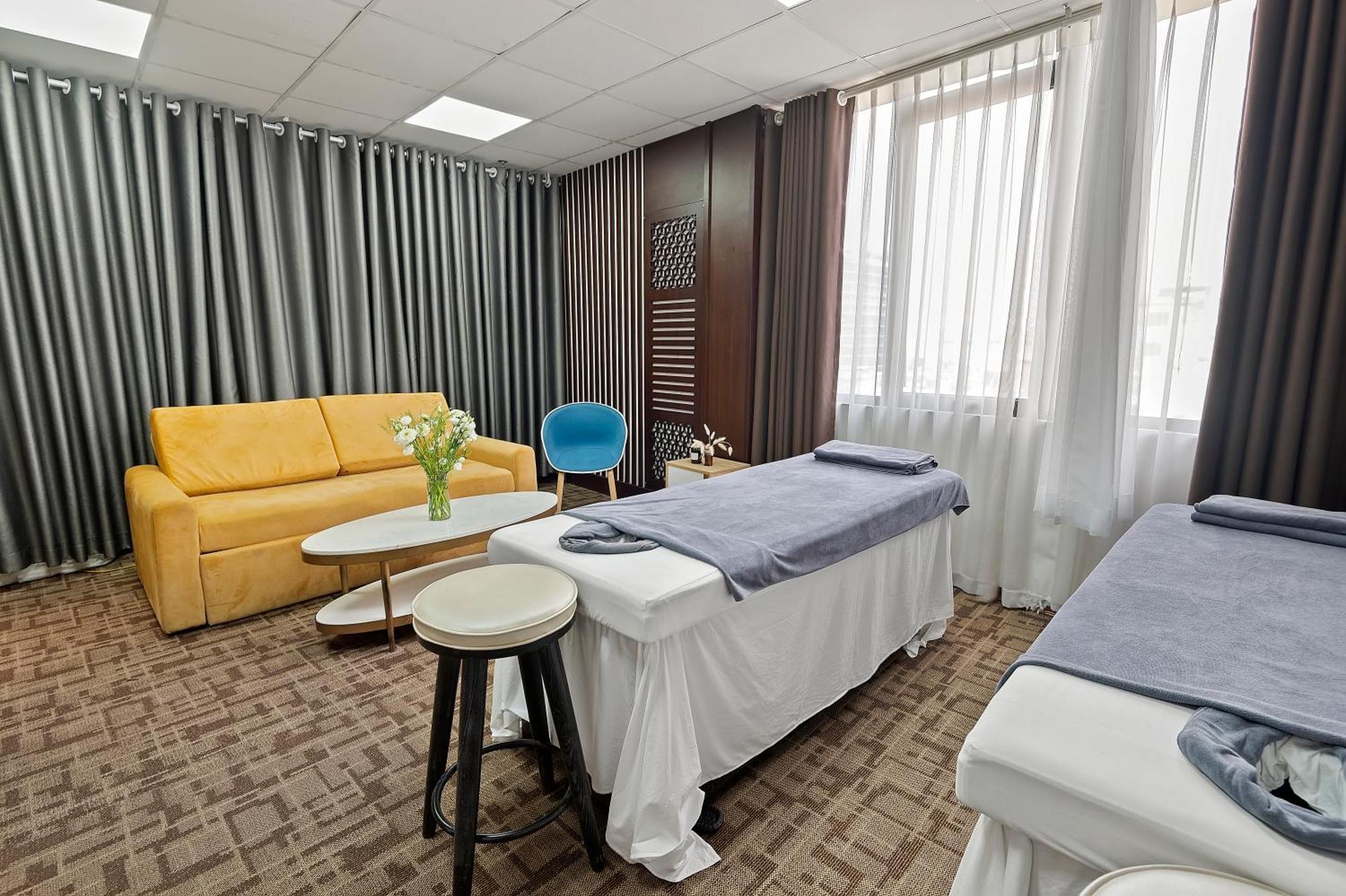 22Land Residence Hotel & Spa ハノイ市 エクステリア 写真